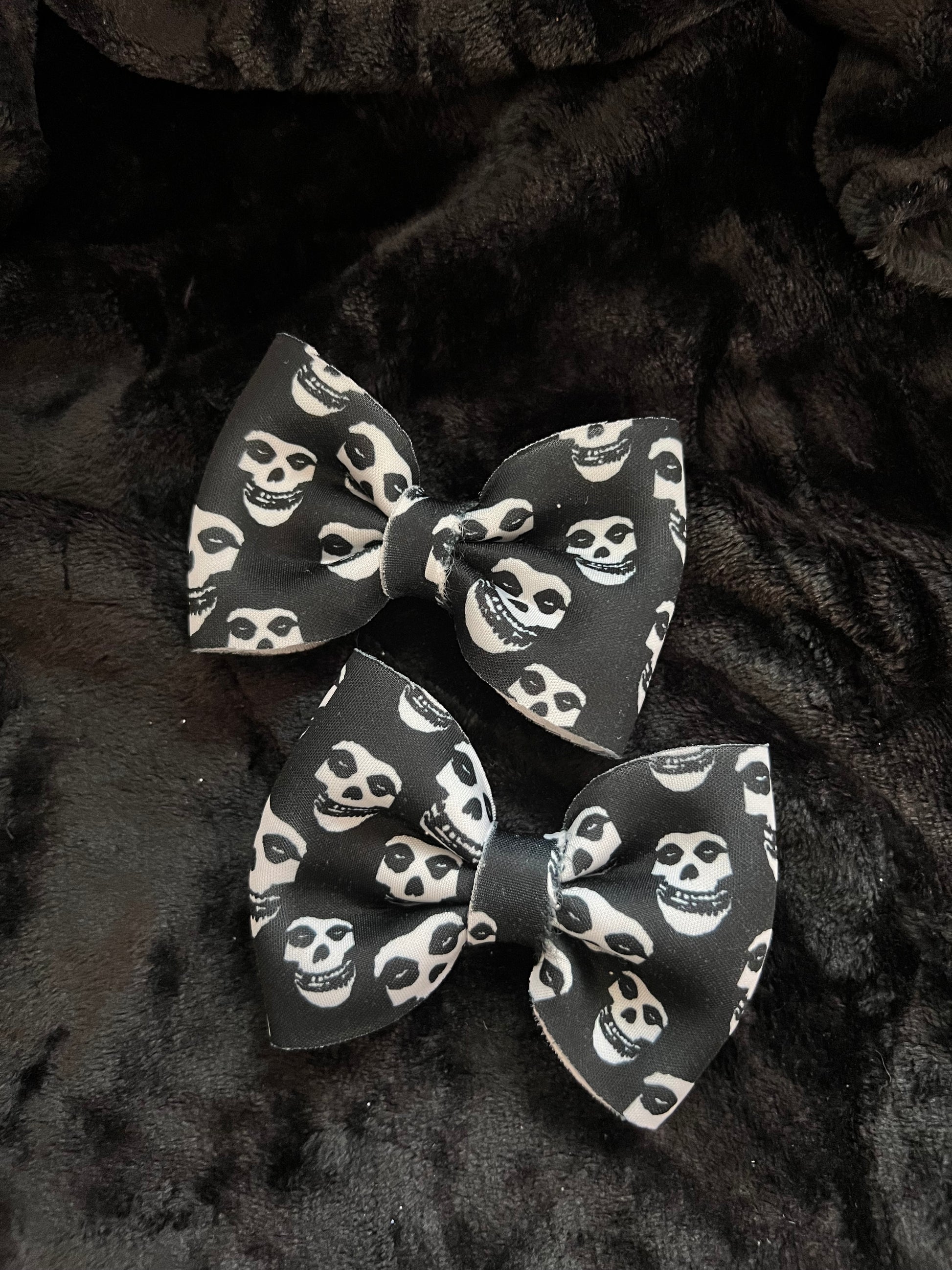 Single Spooky Bow