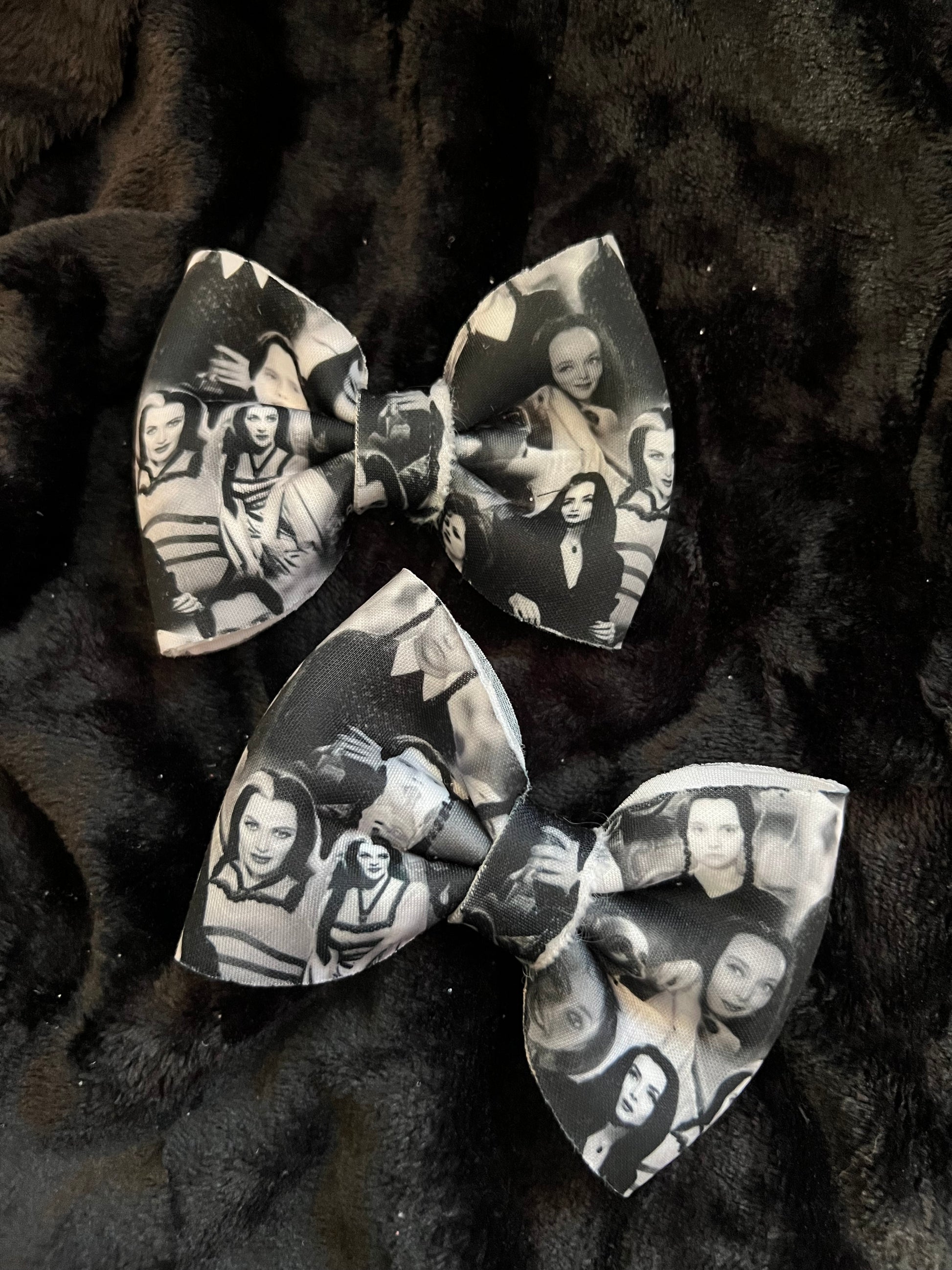 Single Spooky Bow