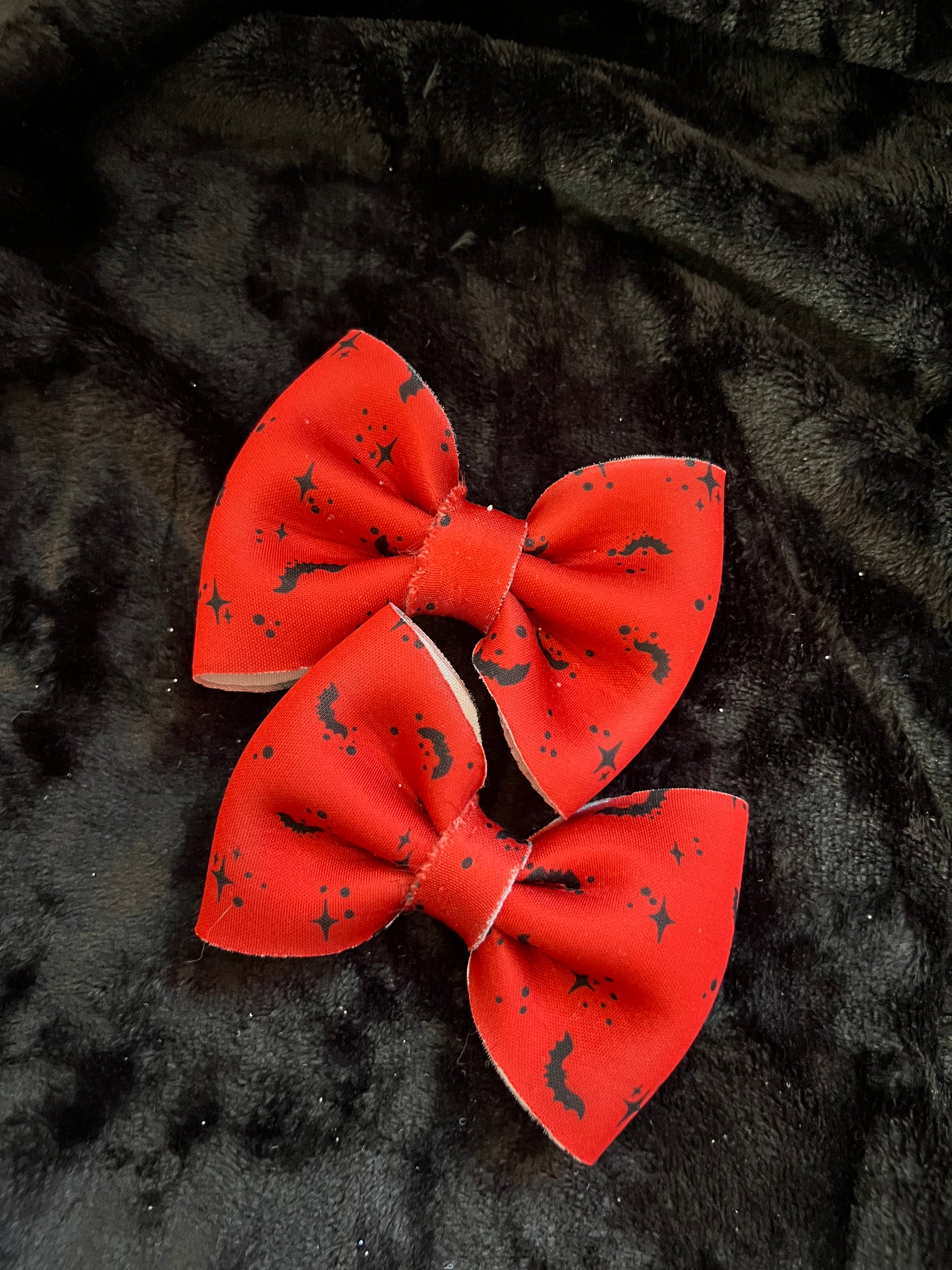 Single Spooky Bow