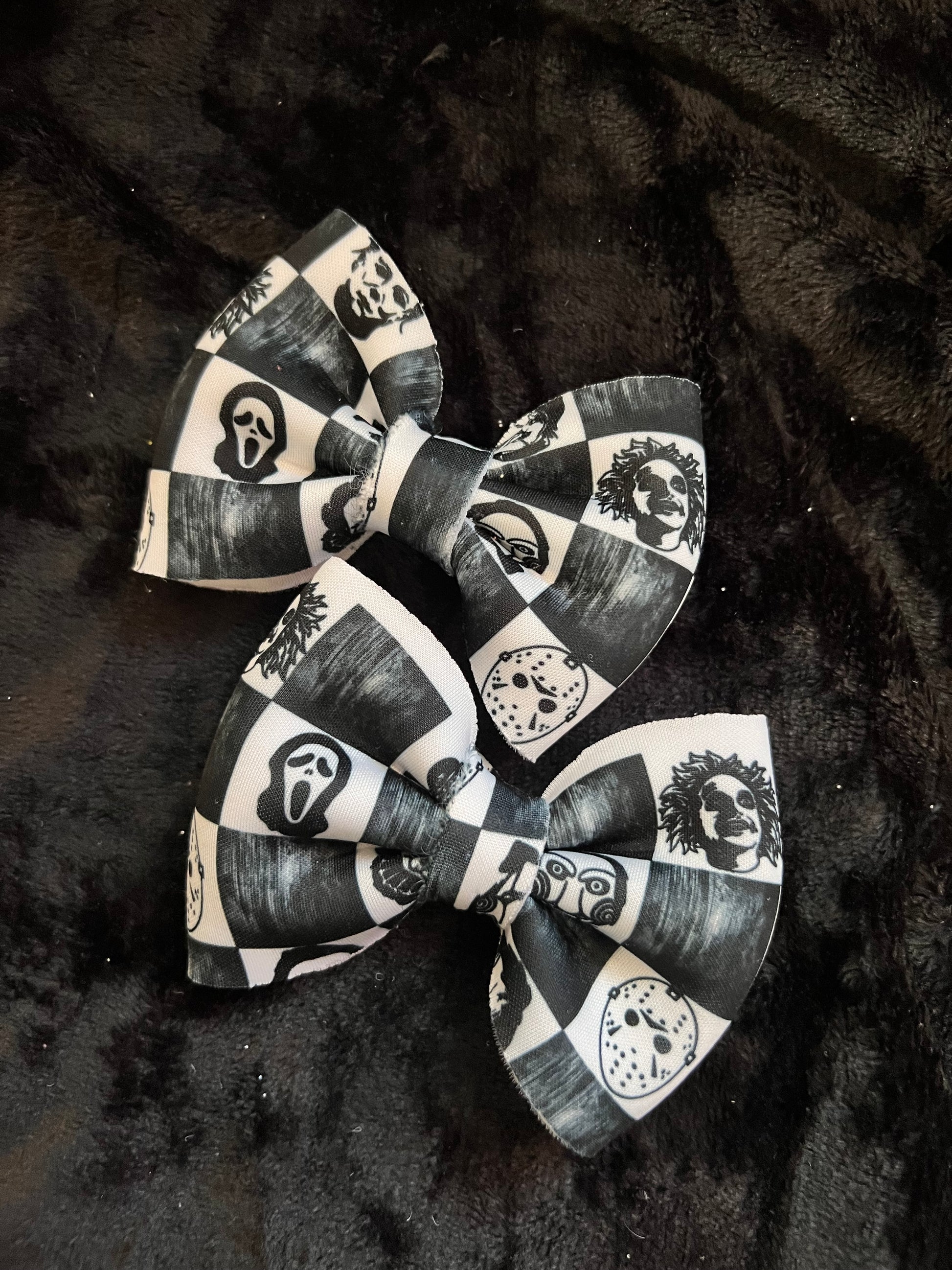 Single Spooky Bow