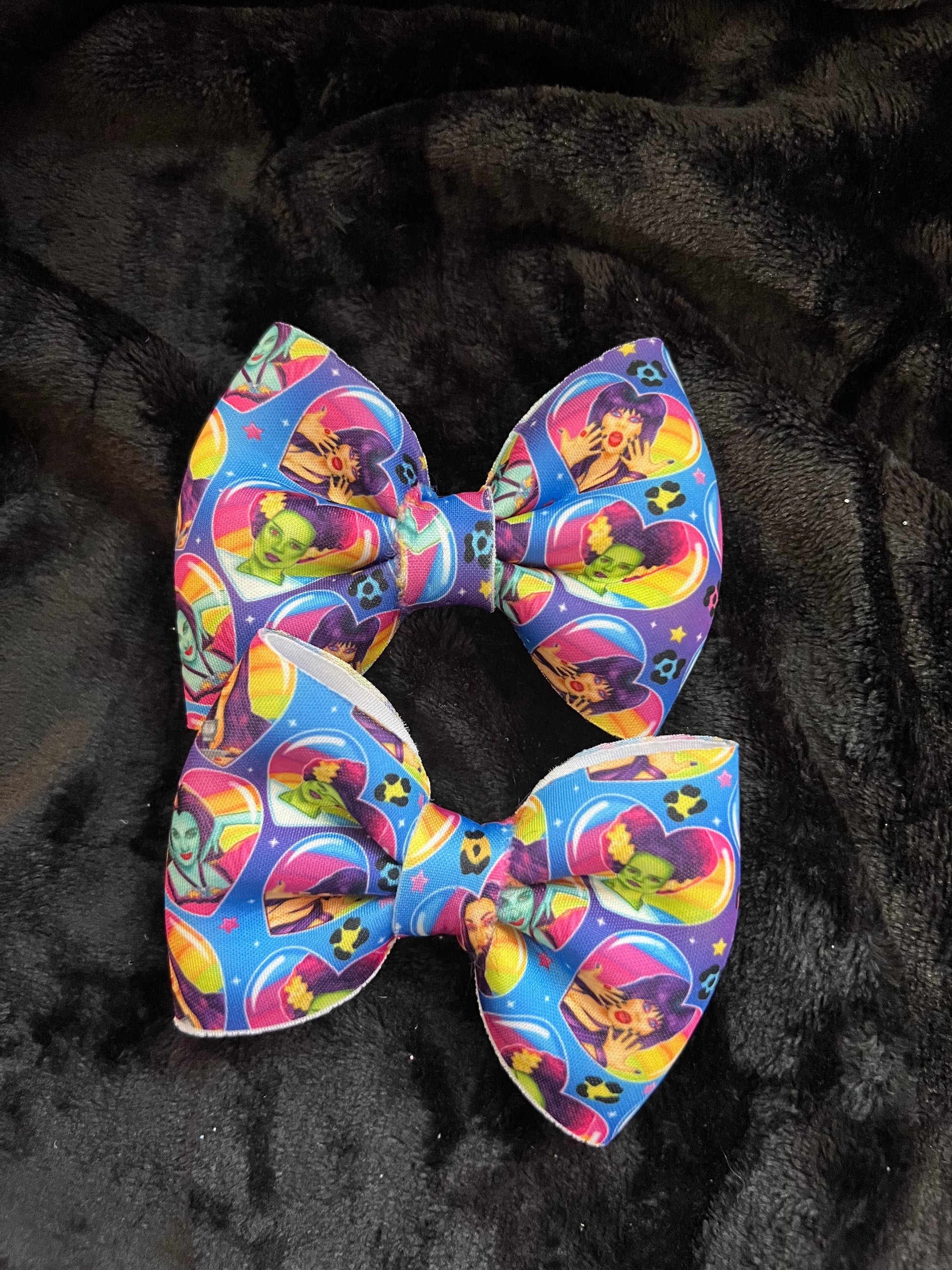 Single Spooky Bow