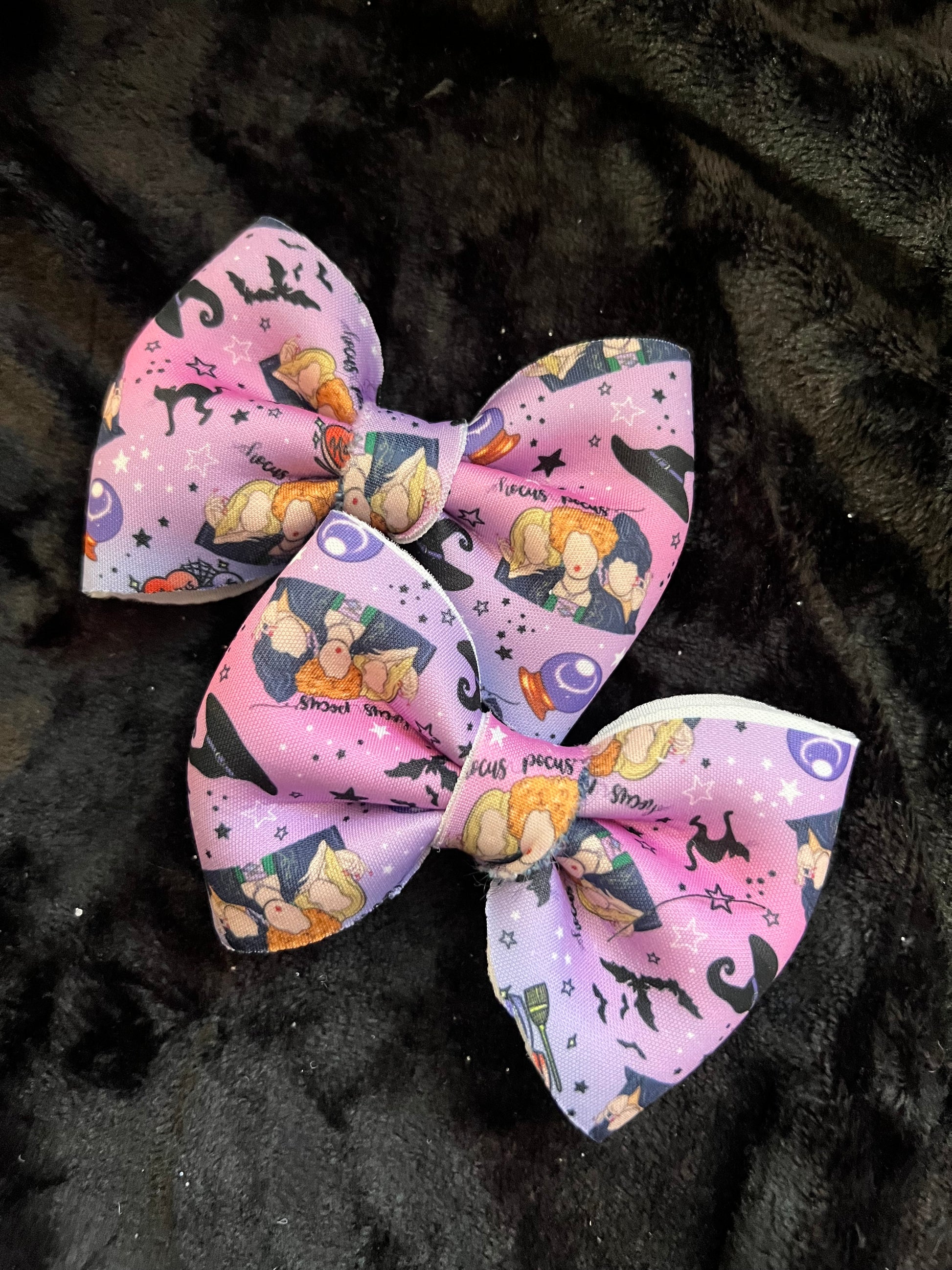 Single Spooky Bow