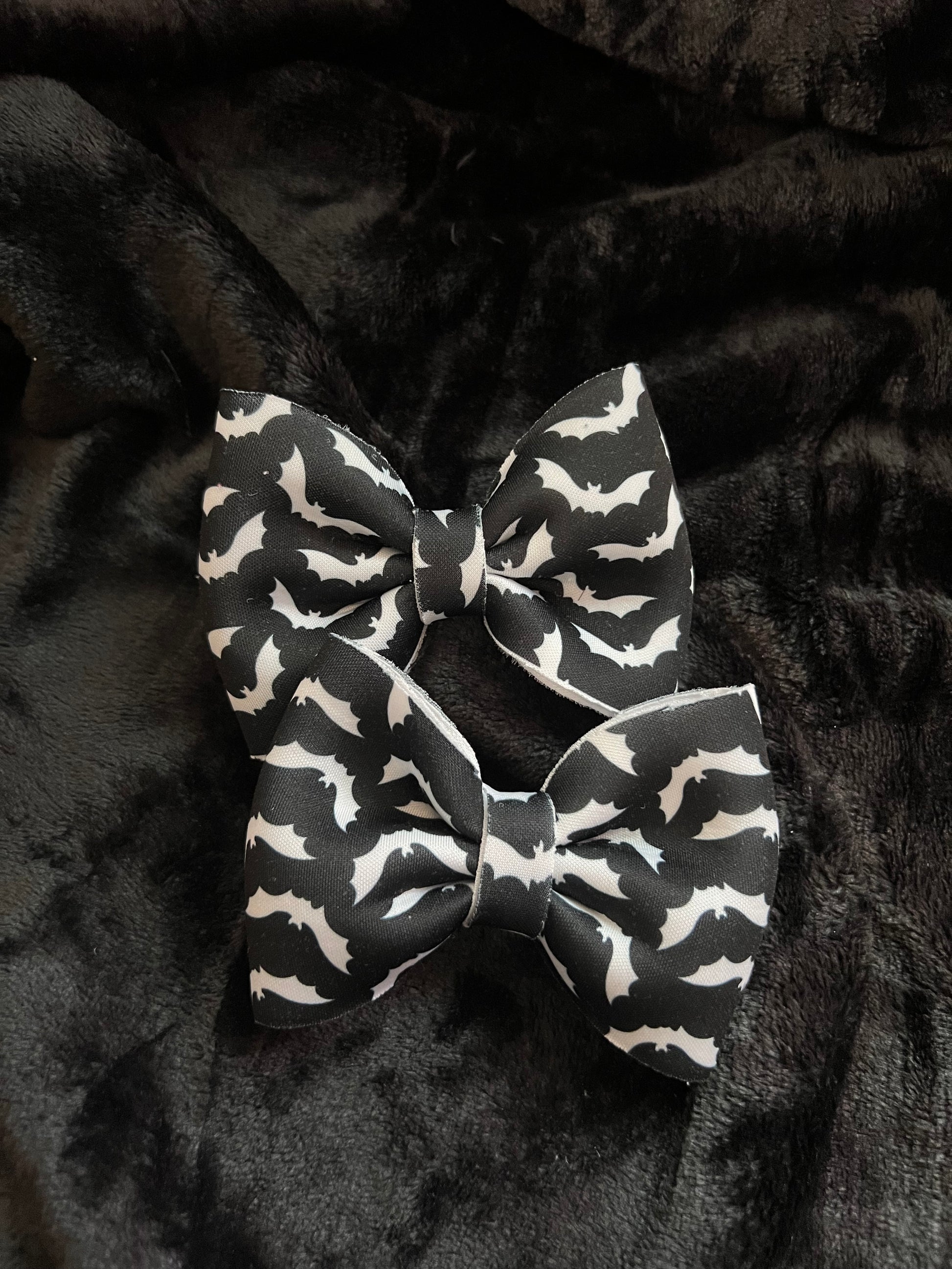 Single Spooky Bow