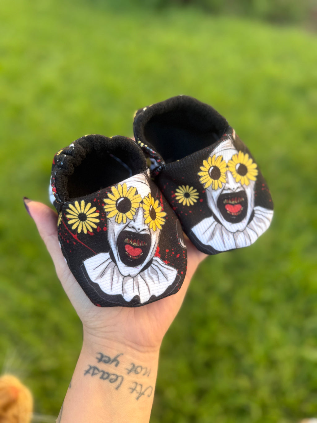 Oopsie Daisy Baby Booties